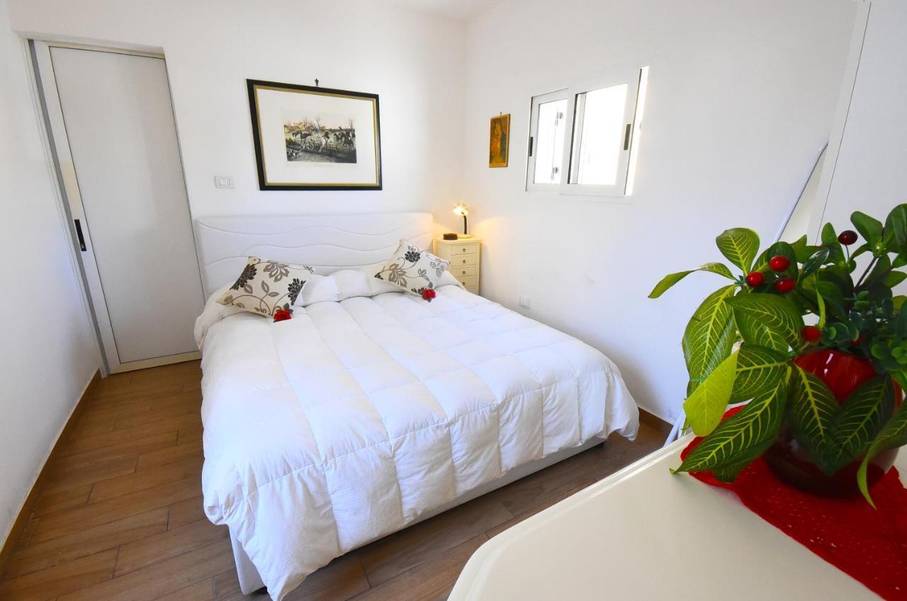 Villa Loriand Depandance Gallipoli Bagian luar foto